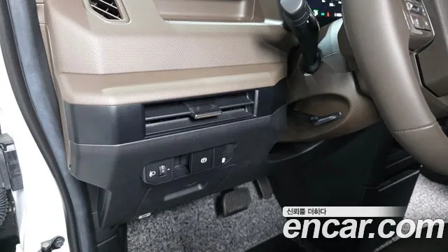Kia PV5 — Фото автомобиля 27