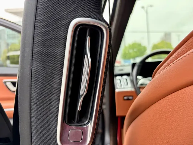 Mercedes-Benz S-Class — Фото автомобиля 15