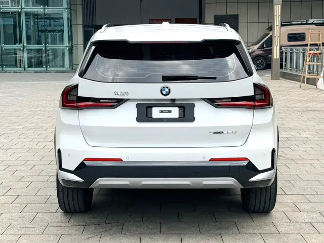 BMW X1 — Фото автомобиля 13