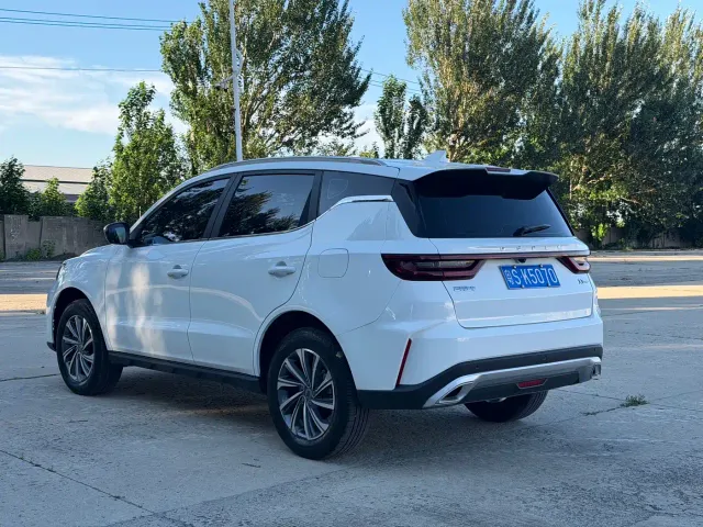 Geely Vision X6 — Фото автомобиля 4