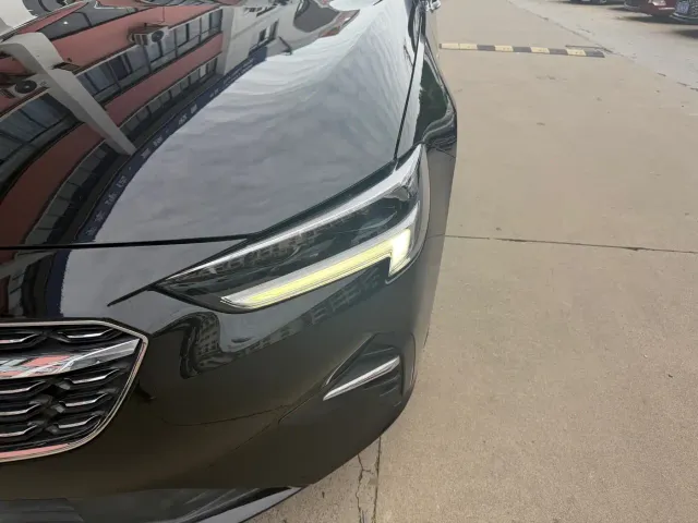 Buick Regal — Фото автомобиля 4