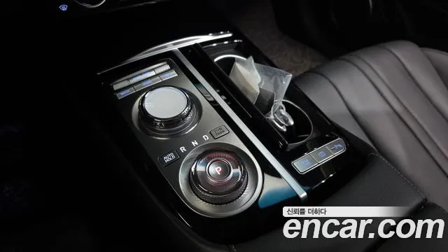 Genesis G80 RG3 — Фото автомобиля 12