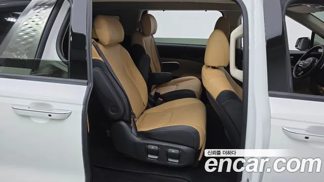 Kia Canival Carnival 4 поколение Бензин 7 мест Noblesse — Фото автомобиля 11