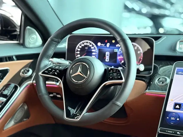 Mercedes-Benz S-Class — Фото автомобиля 8