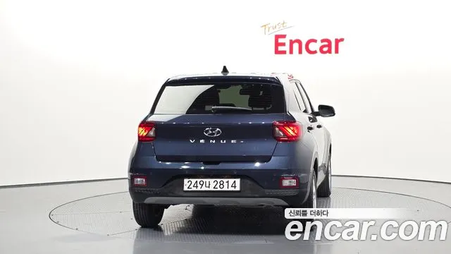 Hyundai Venue Venue 1.6 Modern Plus — Фото автомобиля 4