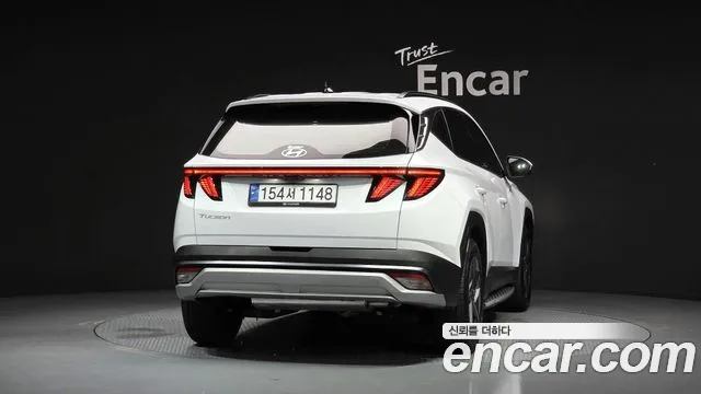 Hyundai Tucson — Фото автомобиля 3