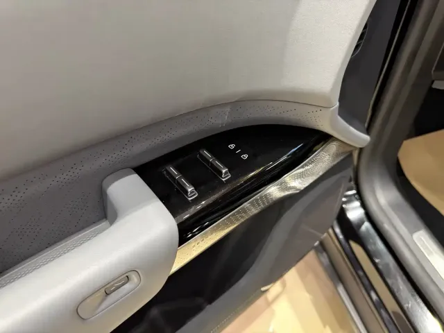 ZEEKR Zeekr 7X 2025 100kWh Long Range RWD Smart Driving Edition — Фото автомобиля 13