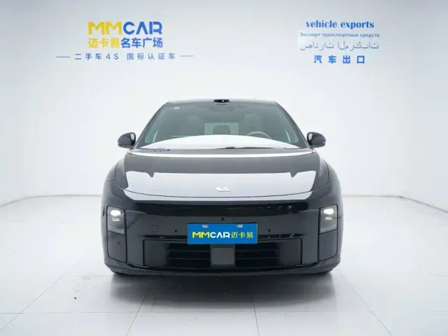 Фотография автомобиля — Li Auto i6