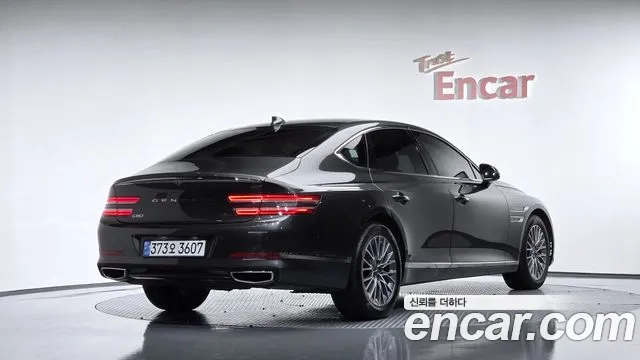 Фотография автомобиля — Genesis G80 RG3