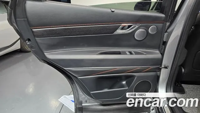 Genesis GV80 Coupe — Фото автомобиля 14