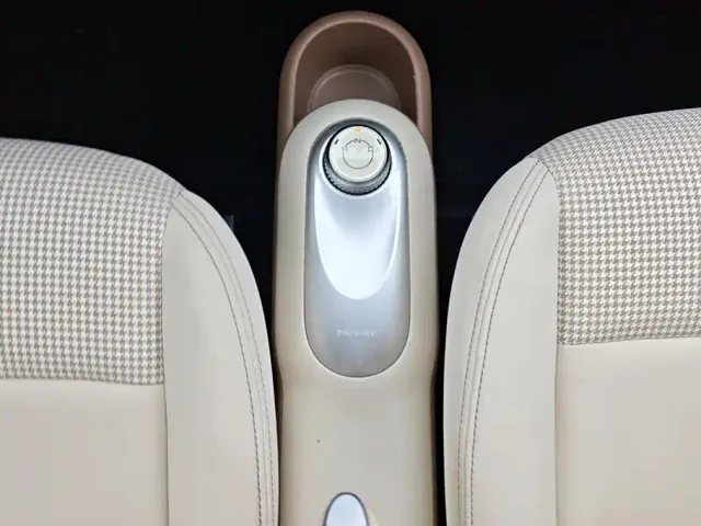 Wuling Hongguang Mini EV — Фото автомобиля 16