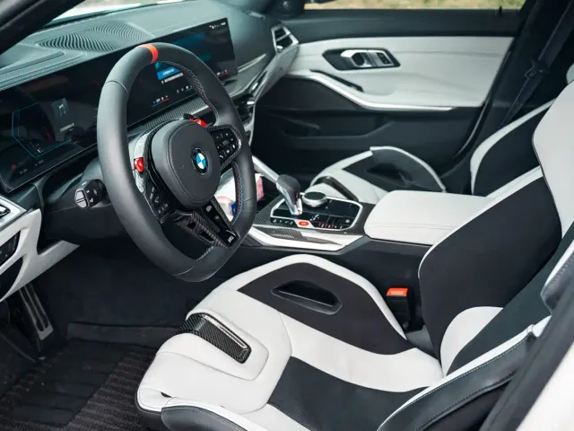 BMW M3 — Фото автомобиля 10