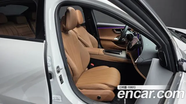 Mercedes-Benz E-Class W214 — Фото автомобиля 16