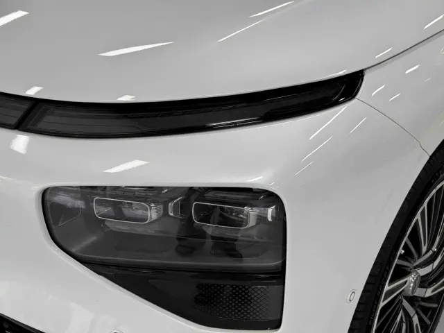 Xpeng G9 — Фото автомобиля 4