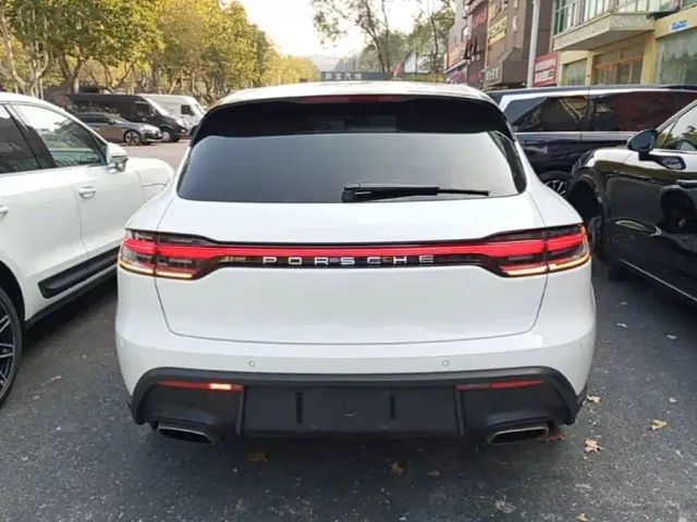 Porsche Macan — Фото автомобиля 5