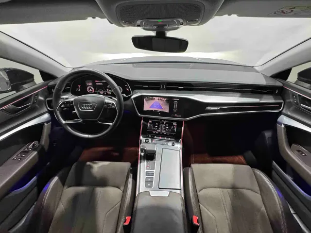 Audi A7L — Фото автомобиля 4