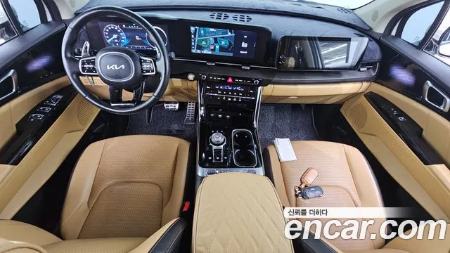 Kia Carnival Generation 4 — Фото автомобиля 7