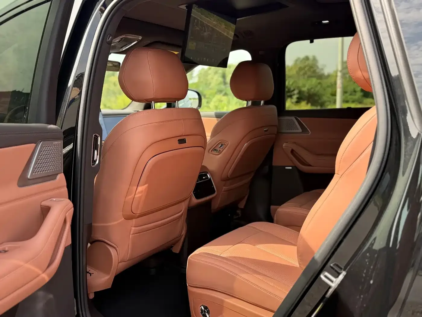 Denza Denza N8L 2025 Standard — Фото автомобиля 5
