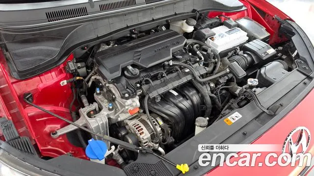 Hyundai Kona Новый Kona Бензин 2.0 2WD — Фото автомобиля 17