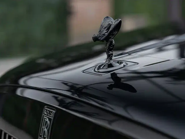 Rolls-Royce Cullinan — Фото автомобиля 10