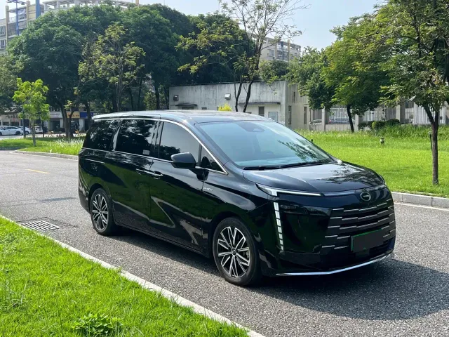 GAC Trumpchi E8 — Фото автомобиля 3