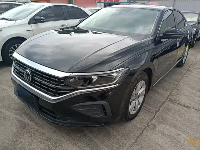 Фотография автомобиля — Volkswagen Passat