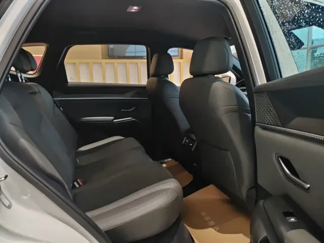 BYD Song Pro — Фото автомобиля 5