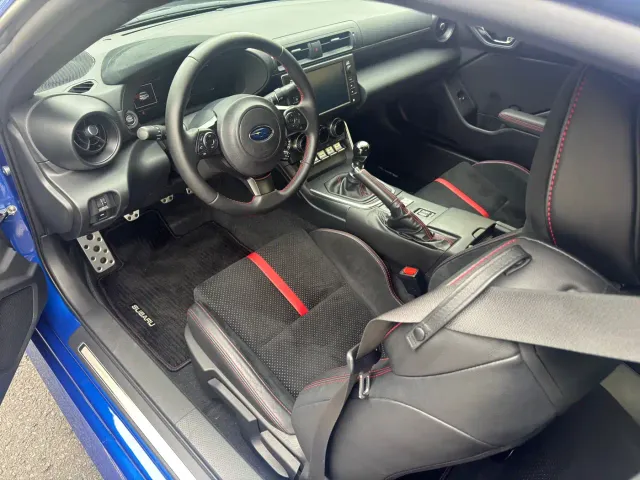 Subaru BRZ — Фото автомобиля 8