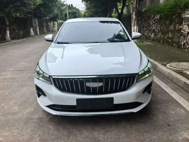 Geely Emgrand — Фото автомобиля 2