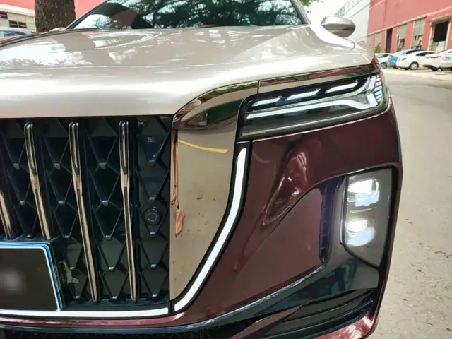 Hongqi H9 — Фото автомобиля 23