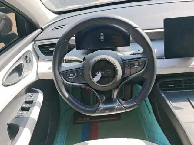 BYD Seal 05 DM-i — Фото автомобиля 15