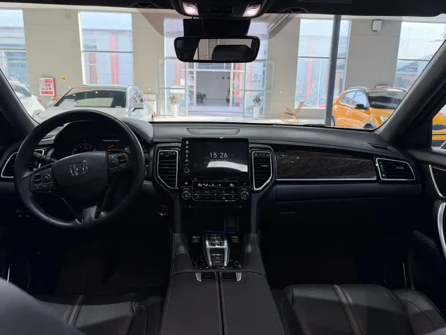 Honda UR-V — Фото автомобиля 9