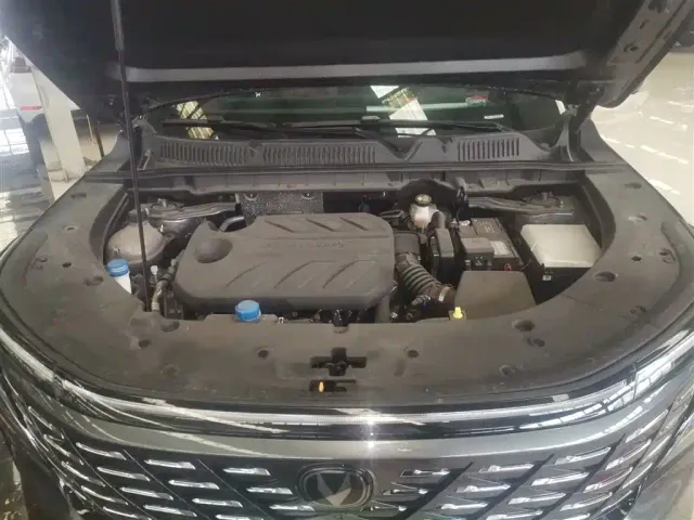 Changan CS75 Plus — Фото автомобиля 19