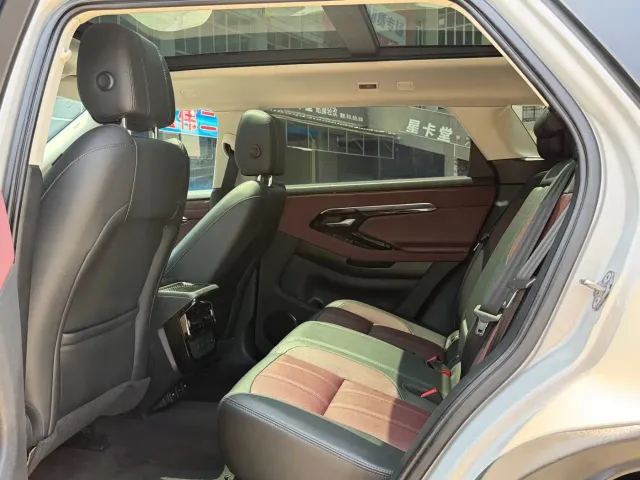 Land Rover Range Rover Evoque — Фото автомобиля 12