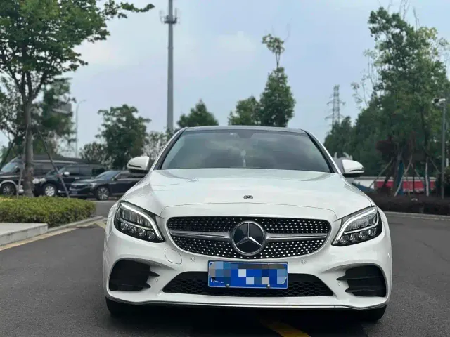 Mercedes-Benz C-Class — Фото автомобиля 2