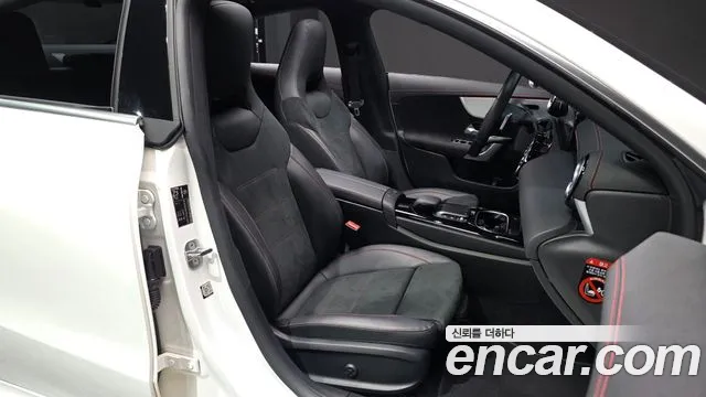 Mercedes-Benz CLA-Class — Фото автомобиля 4