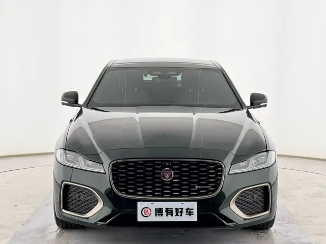 Jaguar XFL — Фото автомобиля 2