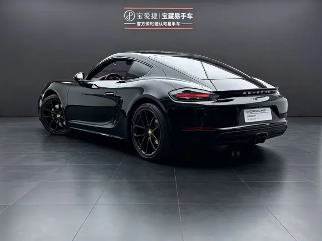 Porsche 718 — Фото автомобиля 4