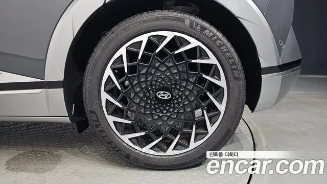 Hyundai Ioniq5 Ioniq5 Long Range AWD — Фото автомобиля 15