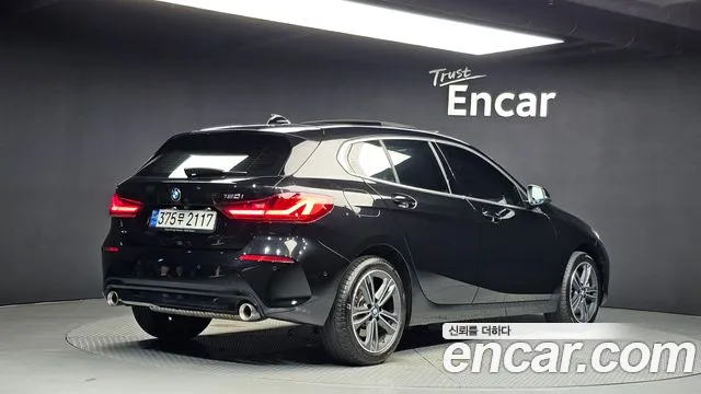 BMW 1-Series — Фото автомобиля 2