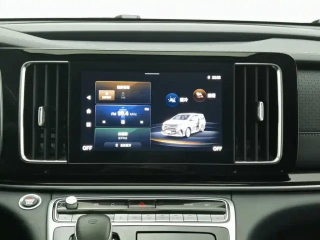 GAC Trumpchi M8 — Фото автомобиля 12