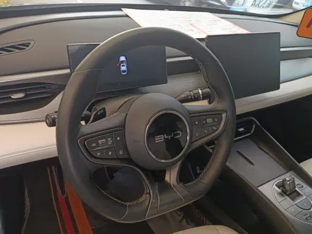 BYD Seal 05 DM-i — Фото автомобиля 15