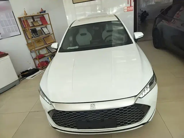 BYD Qin PLUS — Фото автомобиля 2