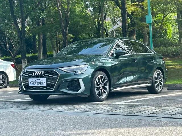 Фотография автомобиля — Audi A3