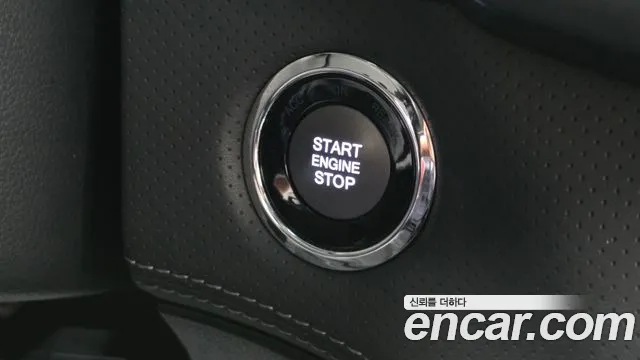 KG_Mobility_Ssangyong Rexton Новый Rexton Sport Khan Дизель 2.2 4WD — Фото автомобиля 26