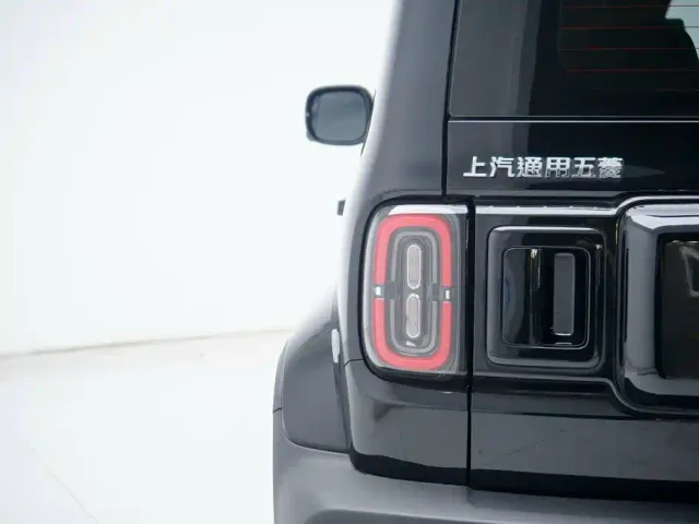 Baojun Yep — Фото автомобиля 10