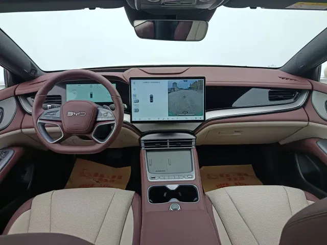 BYD Seal 07 DM-i — Фото автомобиля 13
