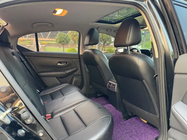 Nissan Sylphy — Фото автомобиля 11