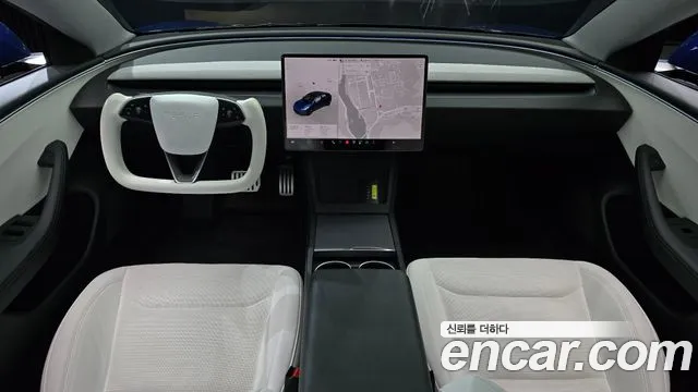 Tesla Model 3 — Фото автомобиля 7