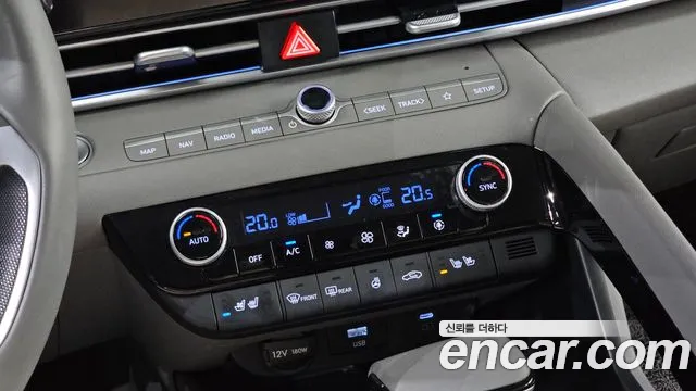 Hyundai Avante CN7 — Фото автомобиля 25